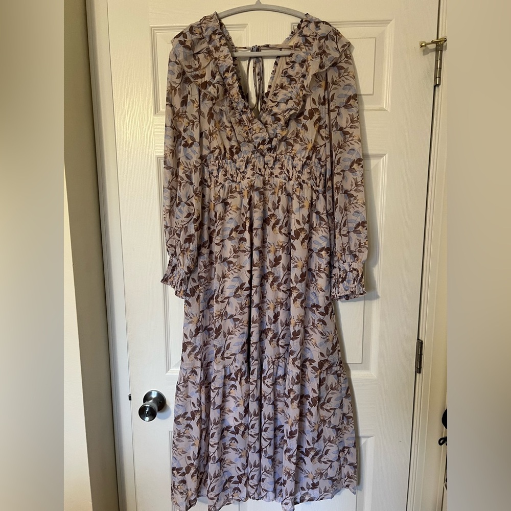 Listicle Leaf Pattern Long Sleeve Dress